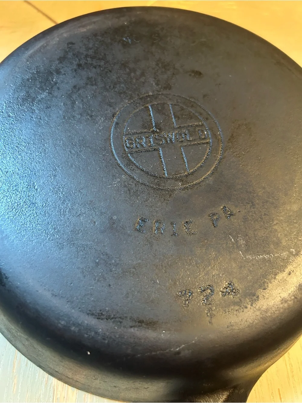 Griswold Cast Iron Skillet - Classic Black Finish